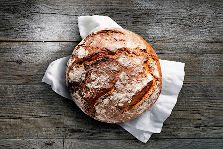 Brot auf Brett