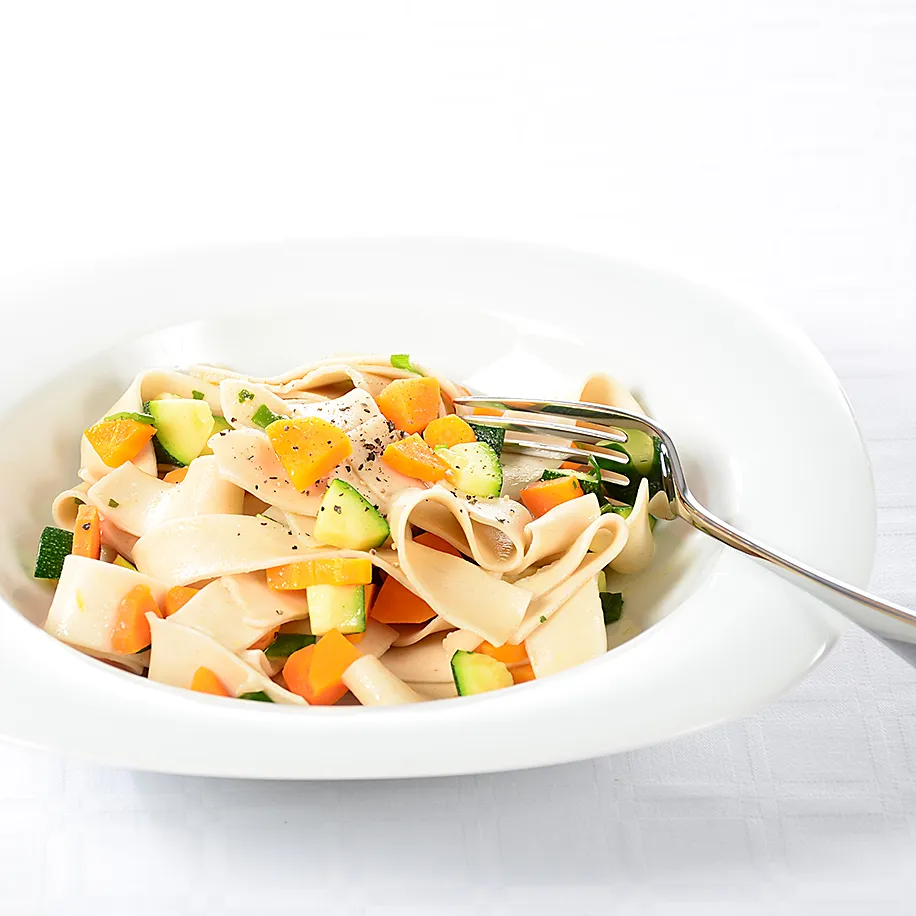 Rezept Dinkelbandnudeln in Gemüsesauce