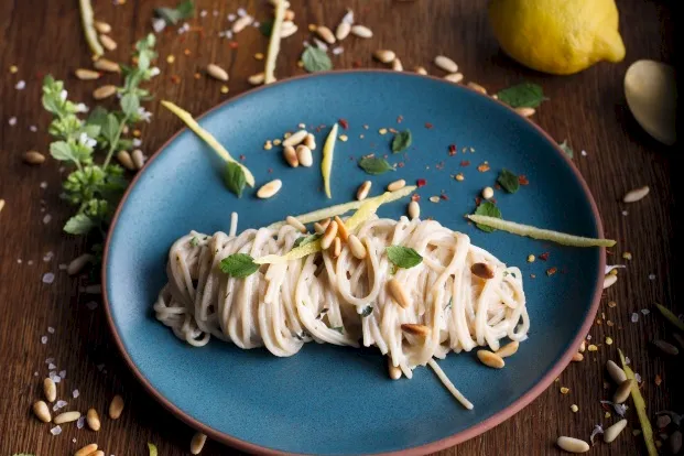Dinkel-Spaghetti mit Zitronencreme