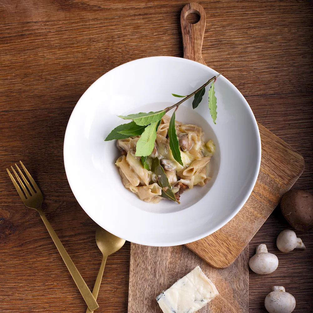 One-Pot-Pasta mit Penne und Pilzen