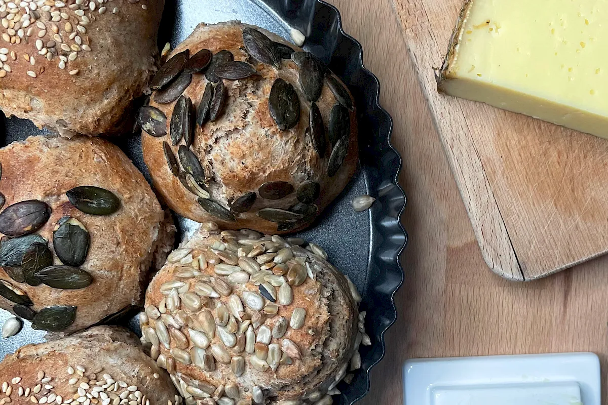 Br&ouml;tchen aus Rotkornmehl