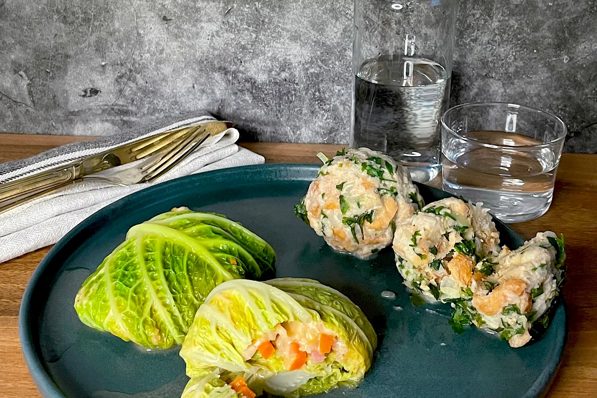 Kohlrouladen mit Semmelkn&ouml;del