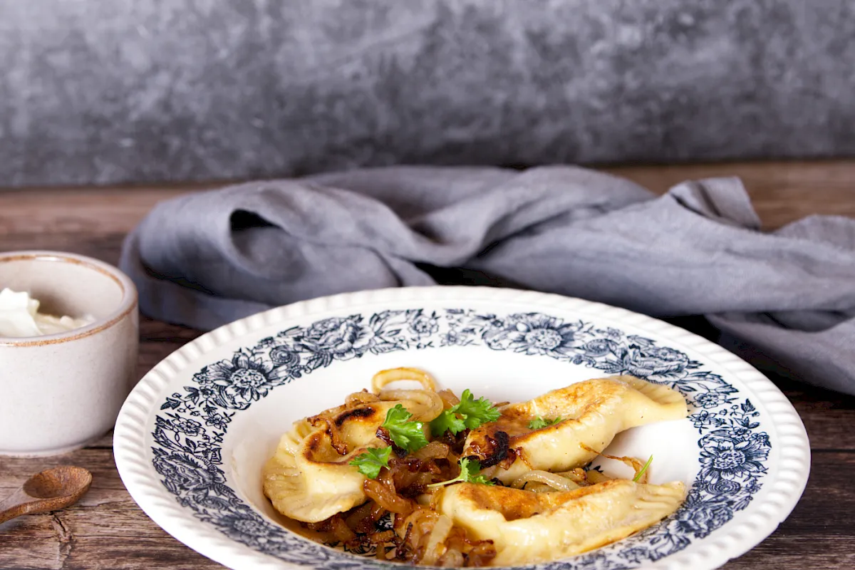 Piroggen mit Zwiebeln