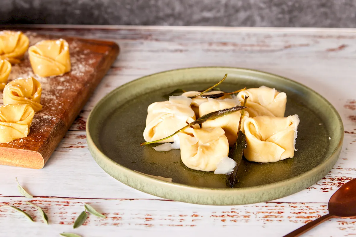 Tortellini mit Parmesan Ricotta F&uuml;llung