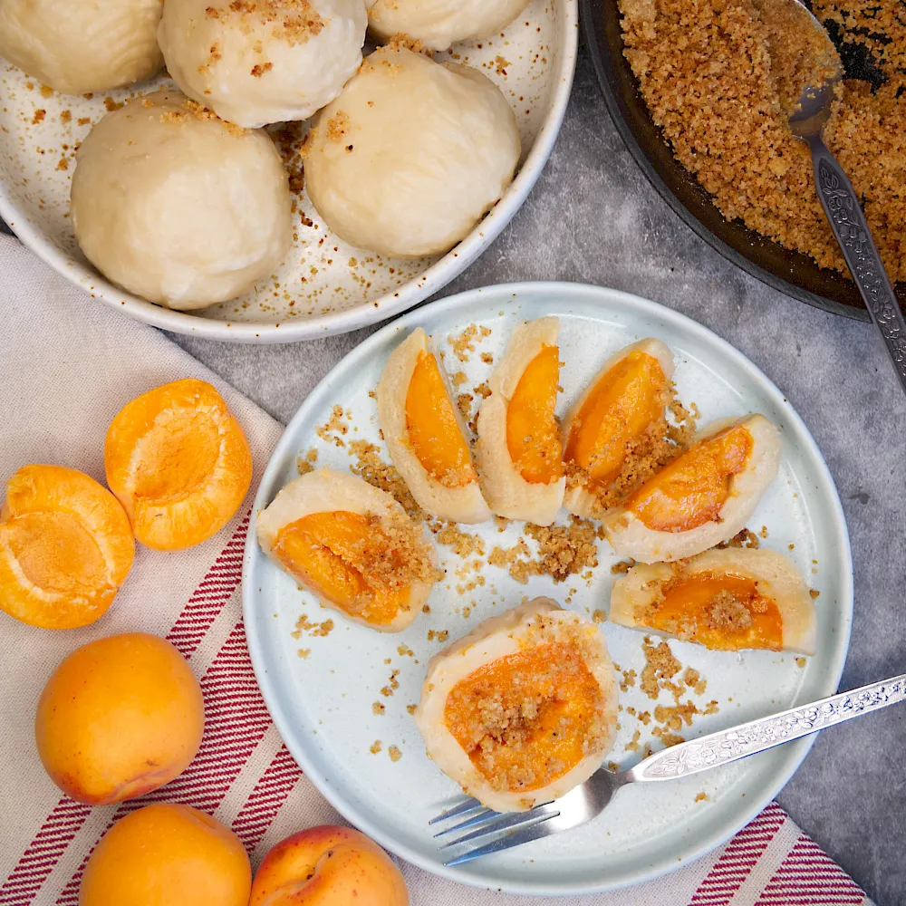 Aprikosenknödel